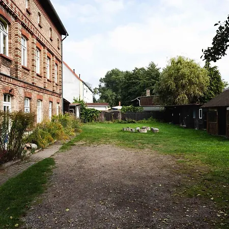 Хостел Fabrik Gaestehaus Нойштрелиц